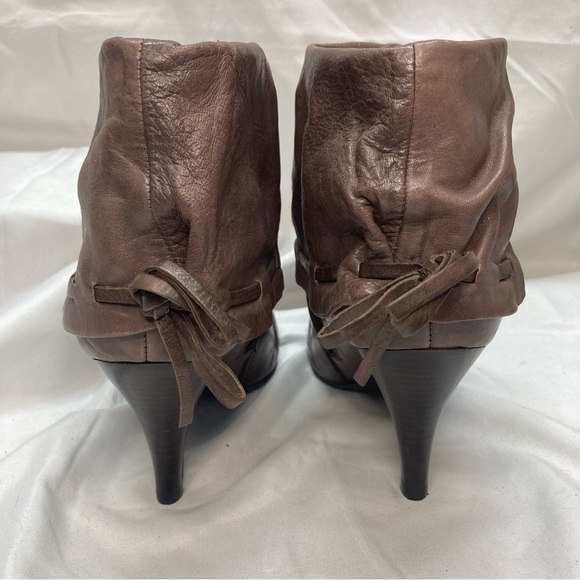 Nine West Leather Fold Over Slouch Boots Size 9 Brown. - Picture 4 of 6